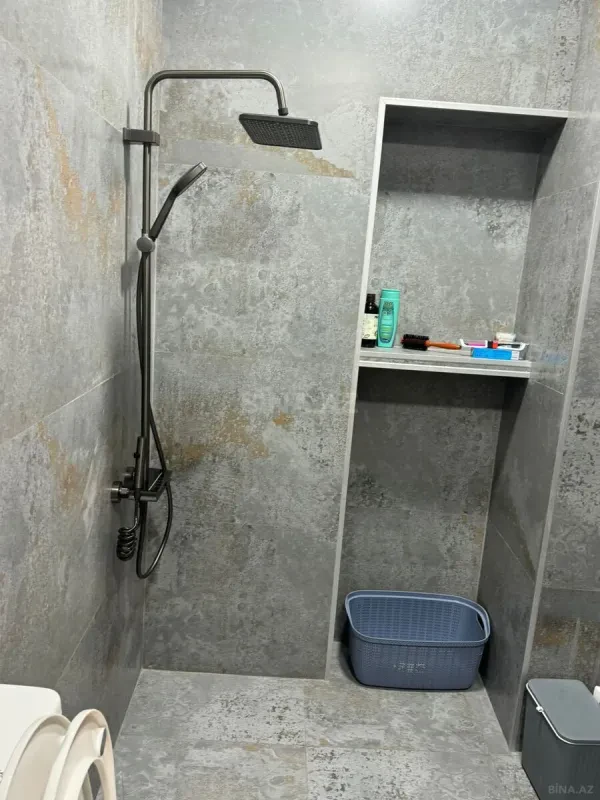 Kirayə verilir 5 otaqlı həyət evi 450 m²