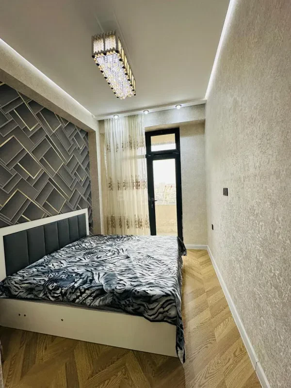 Satılır 2 otaqlı mənzil 42 m²