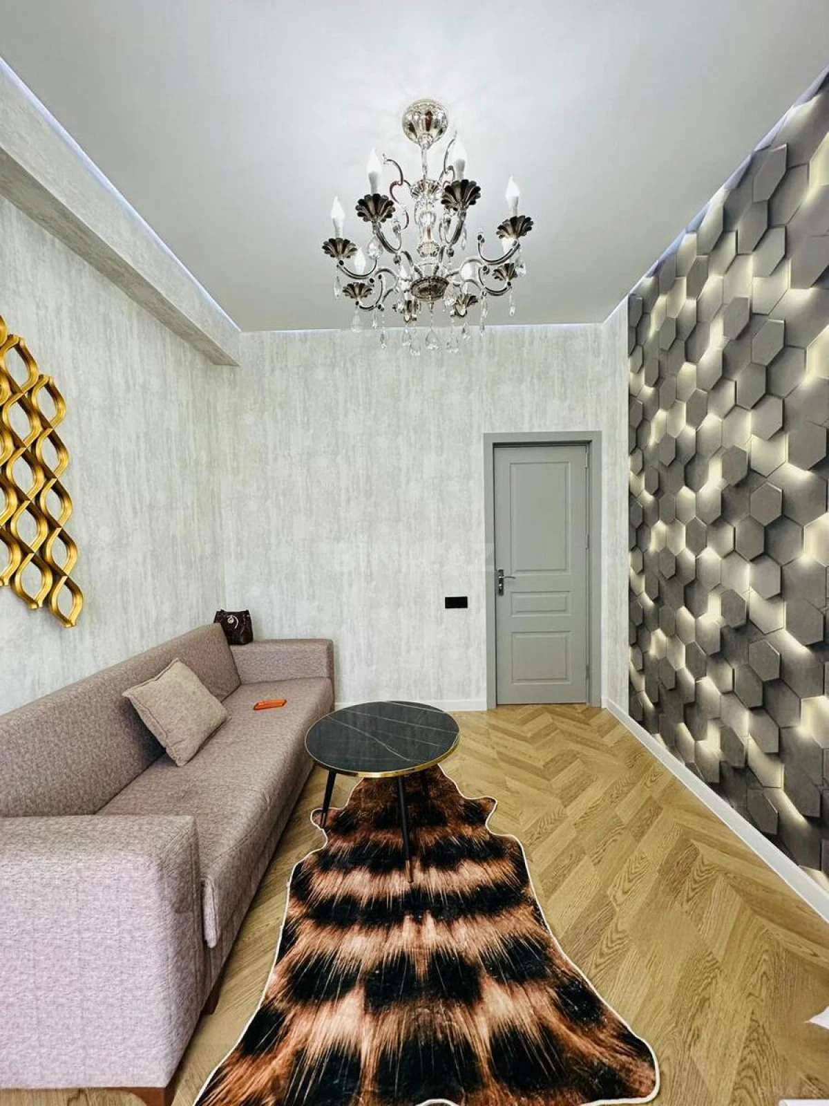 Satılır 2 otaqlı mənzil 42 m²