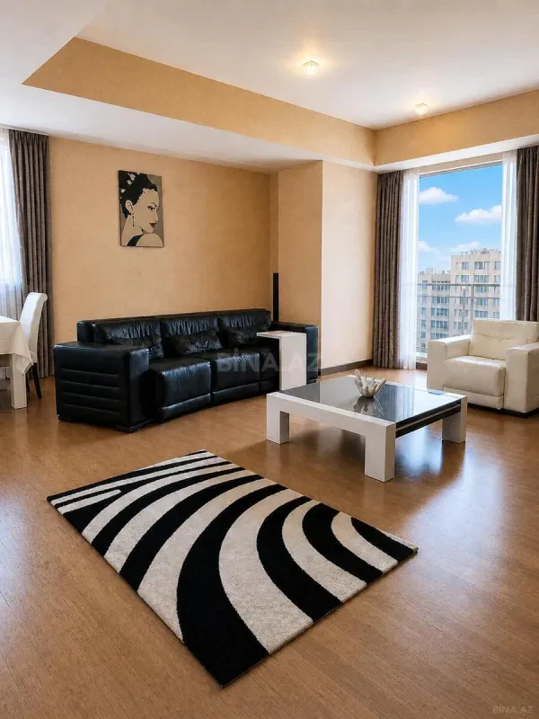 Kirayə verilir 4 otaqlı mənzil 203 m²