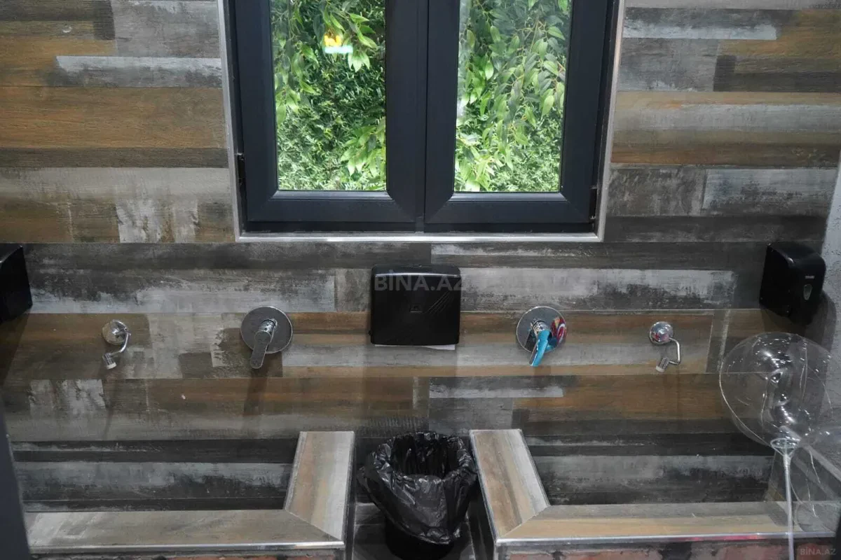 Satılır 20 otaqlı mənzil 1400 m²