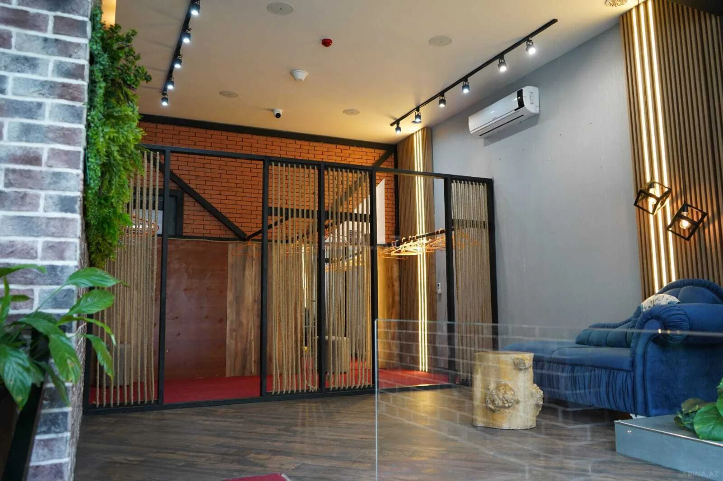 Satılır 20 otaqlı mənzil 1400 m²