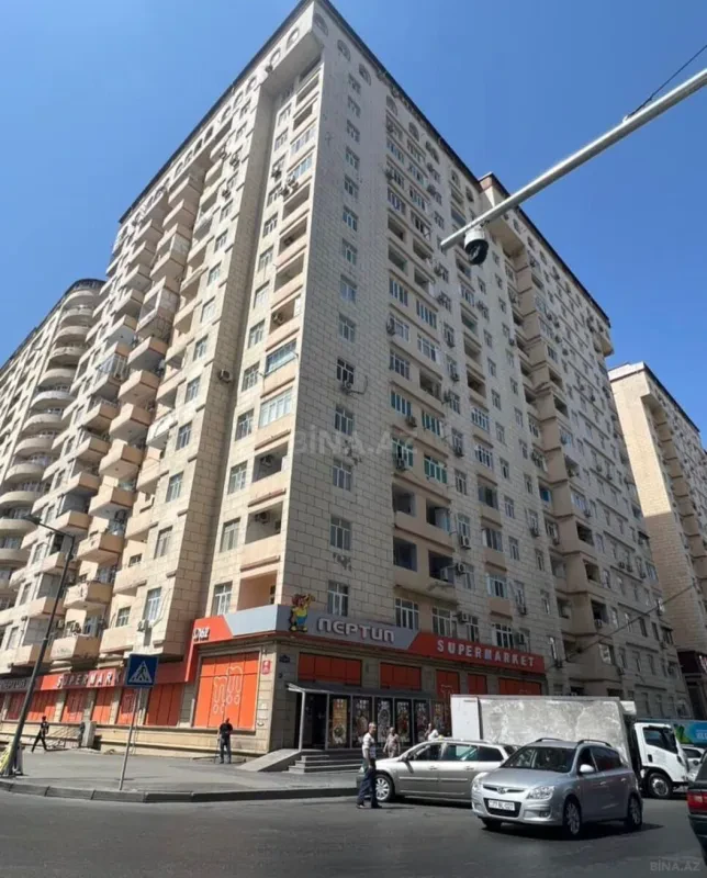 Satılır 2 otaqlı mənzil 70 m²