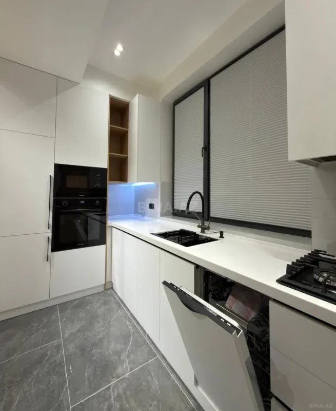 Kirayə verilir 2 otaqlı mənzil 65 m²