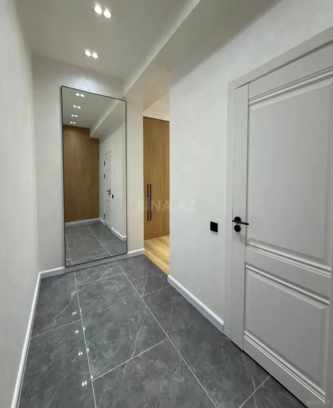 Kirayə verilir 2 otaqlı mənzil 65 m²