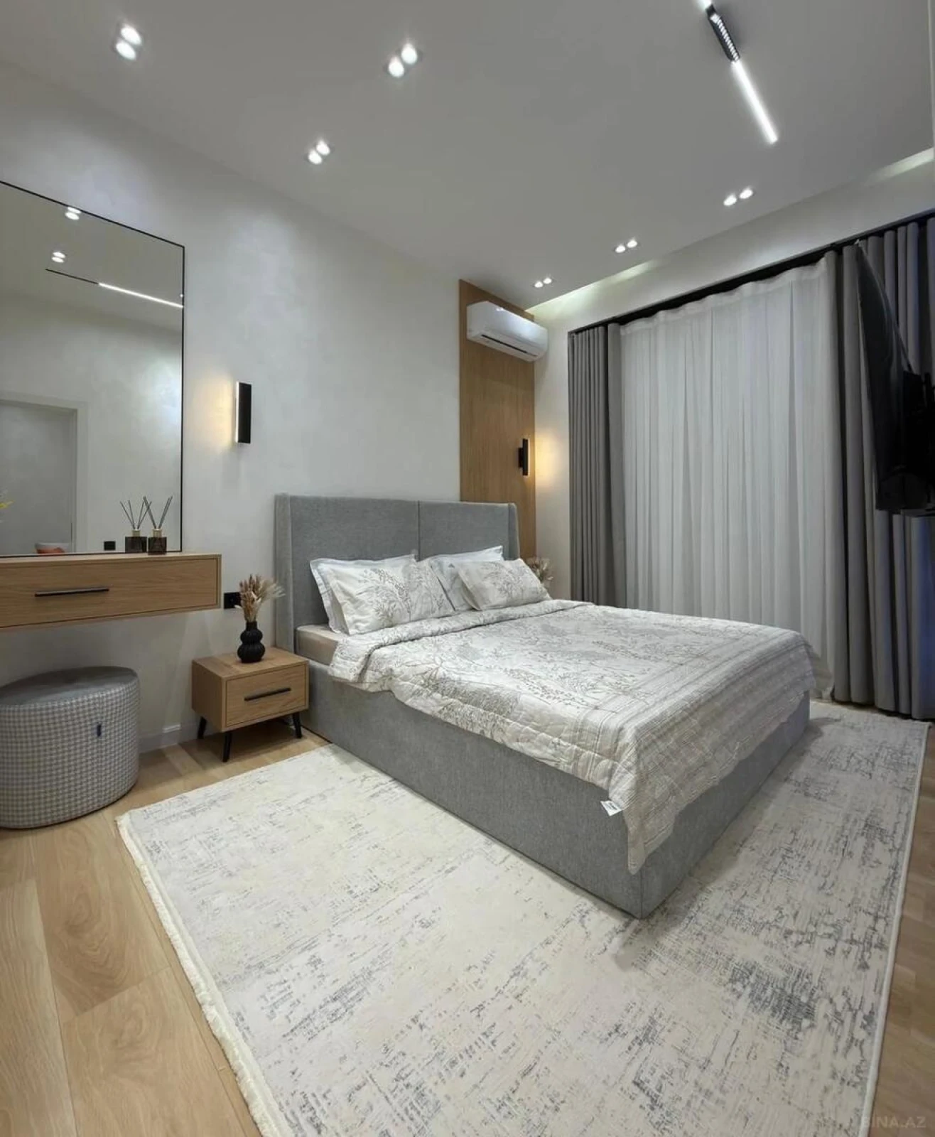 Kirayə verilir 2 otaqlı mənzil 65 m²