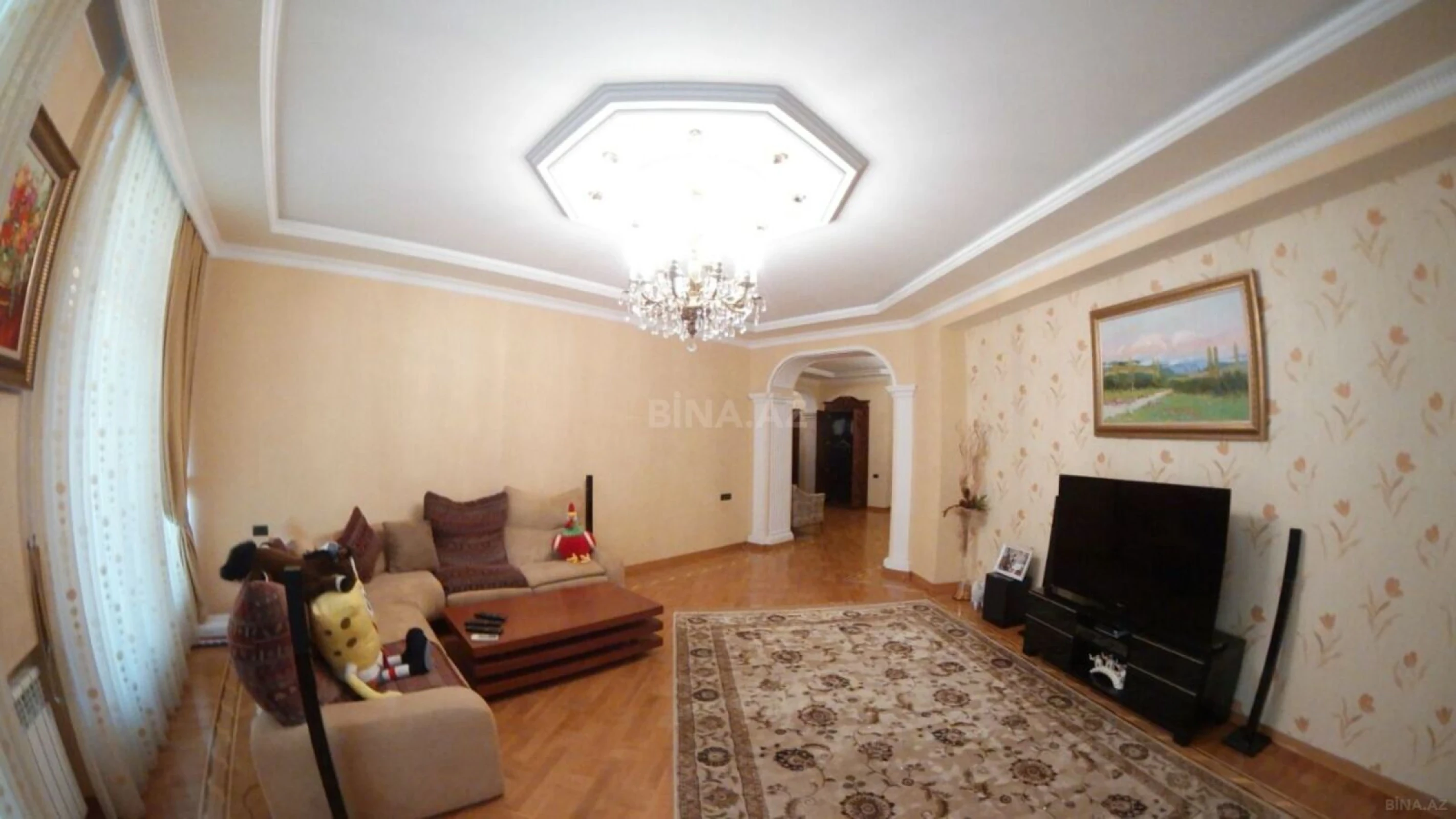 Satılır 4 otaqlı mənzil 173 m²