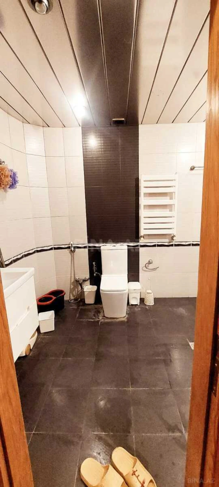 Satılır 4 otaqlı mənzil 165 m²