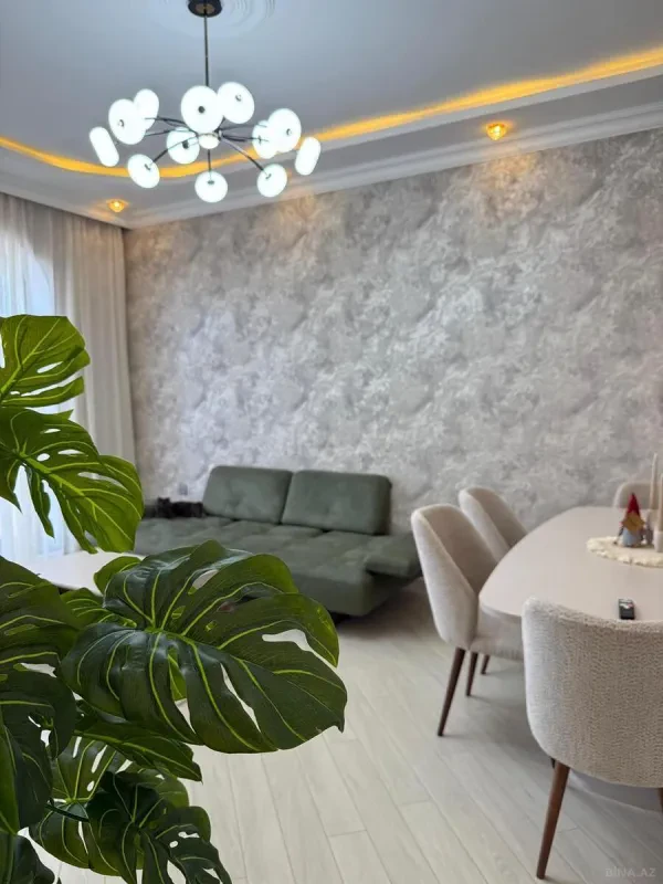 Satılır 5 otaqlı həyət evi 160 m²