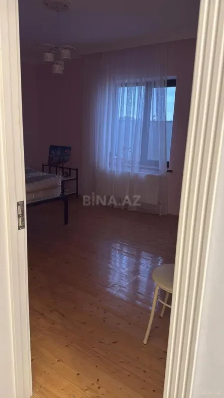 Kirayə verilir 5 otaqlı həyət evi 230 m²