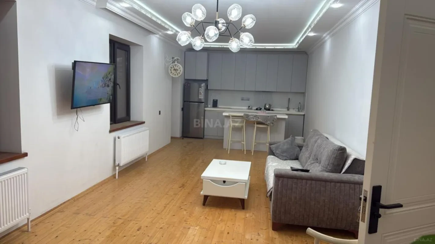 Kirayə verilir 5 otaqlı həyət evi 230 m²
