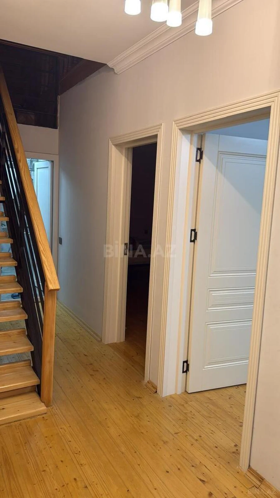 Kirayə verilir 5 otaqlı həyət evi 230 m²