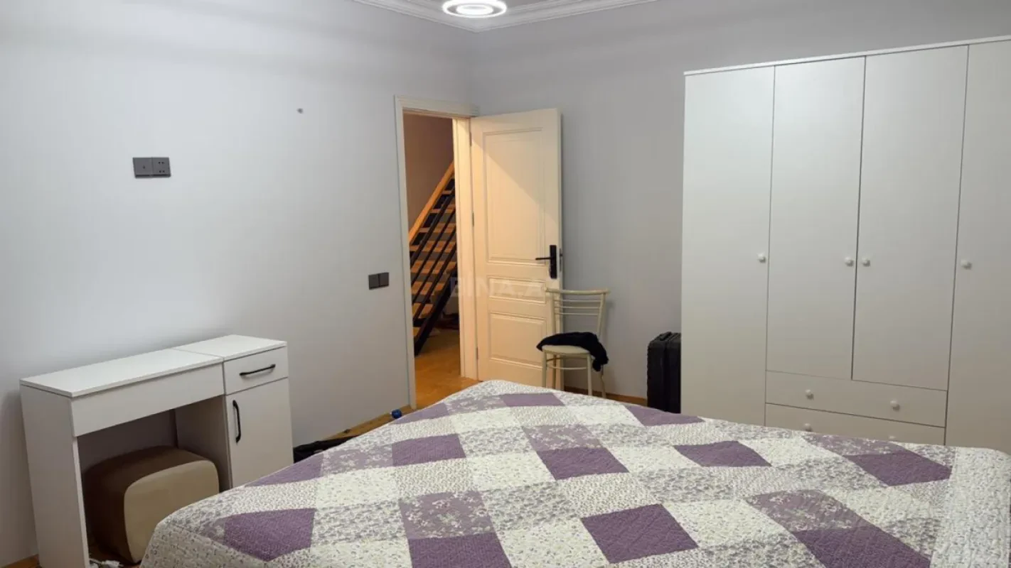 Kirayə verilir 5 otaqlı həyət evi 230 m²