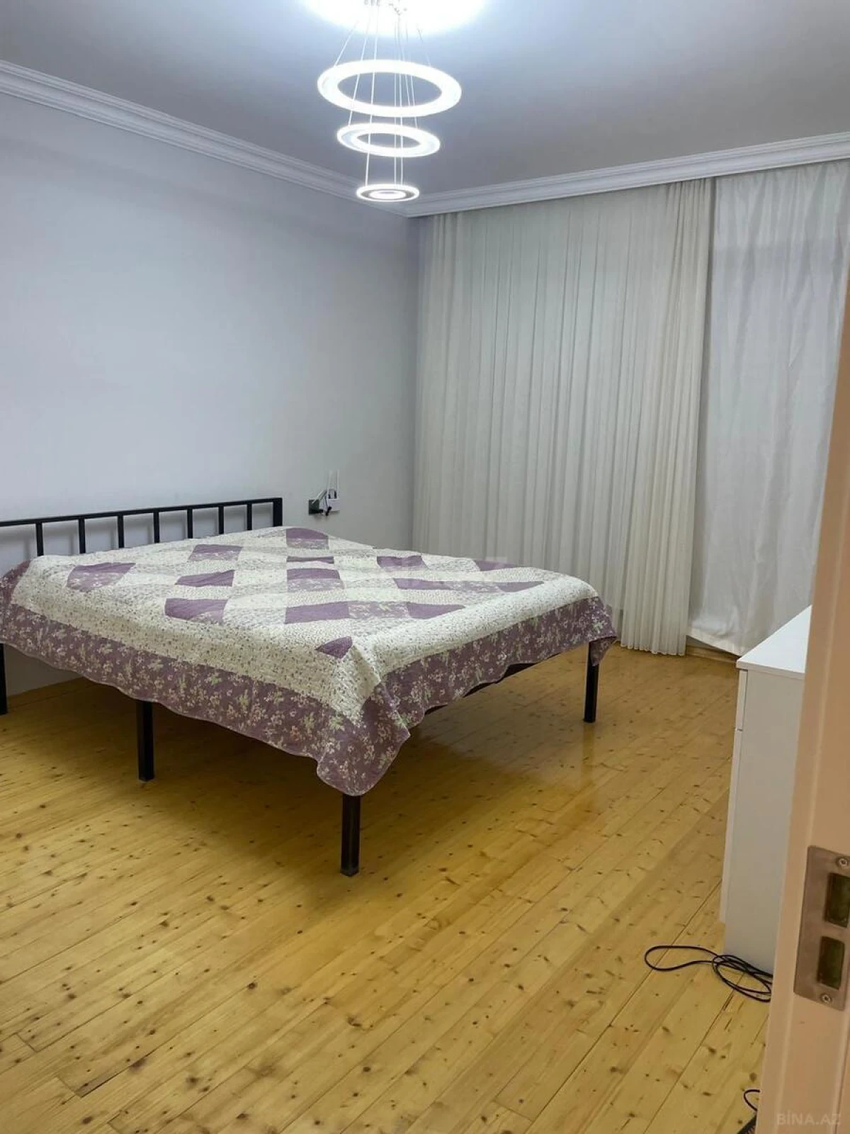 Kirayə verilir 5 otaqlı həyət evi 230 m²