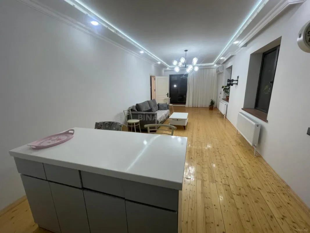 Kirayə verilir 5 otaqlı həyət evi 230 m²