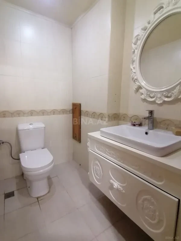 Satılır 3 otaqlı mənzil 140 m²