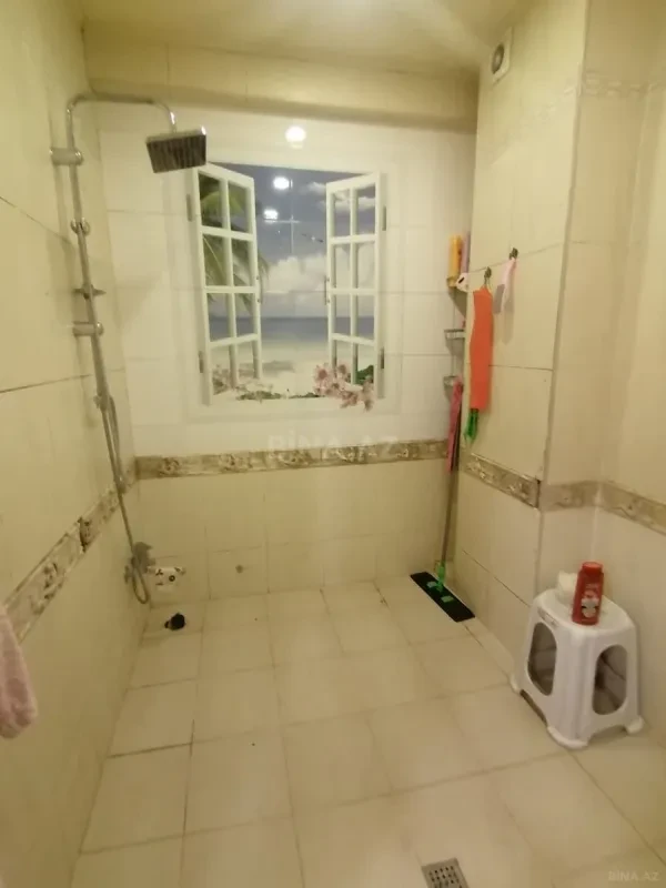 Satılır 3 otaqlı mənzil 140 m²