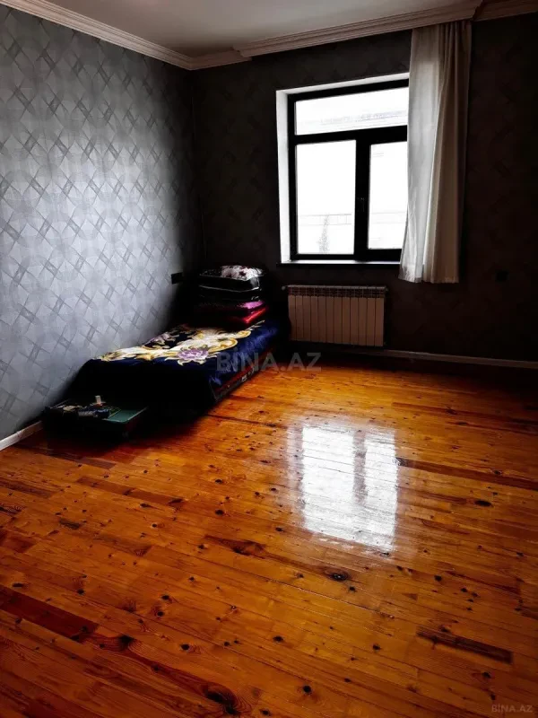 Satılır 7 otaqlı həyət evi 170 m²