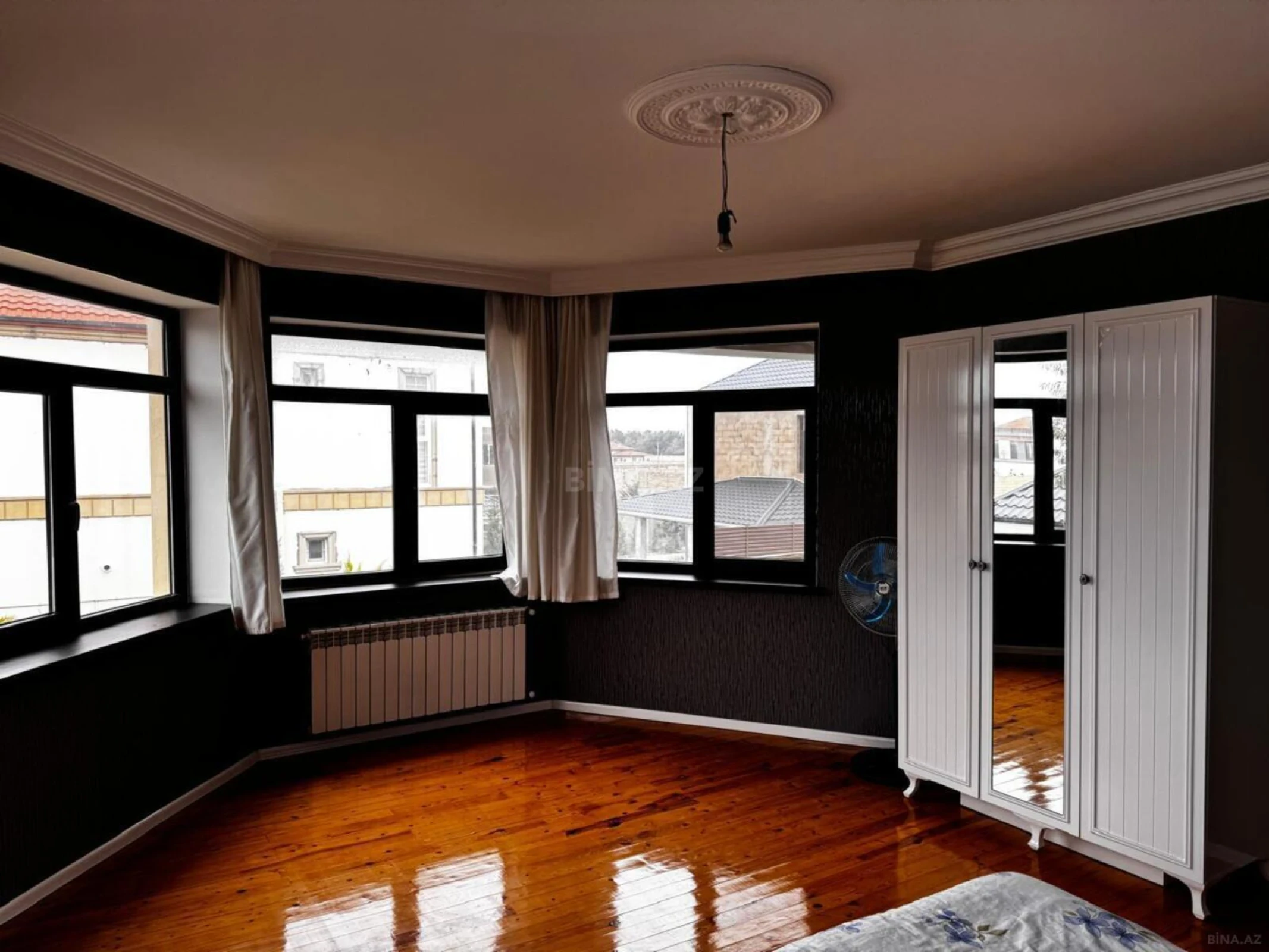 Satılır 7 otaqlı həyət evi 170 m²