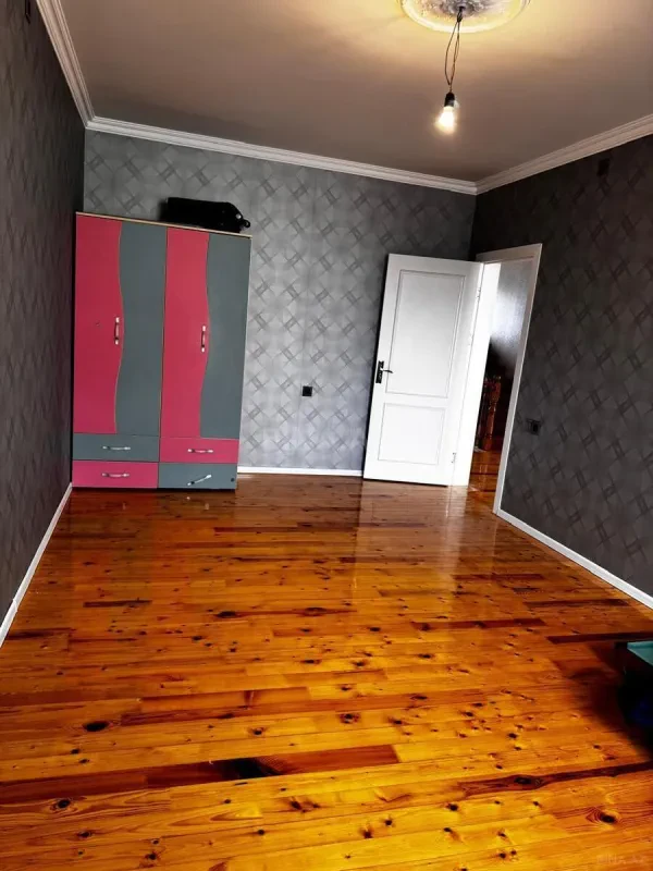 Satılır 7 otaqlı həyət evi 170 m²