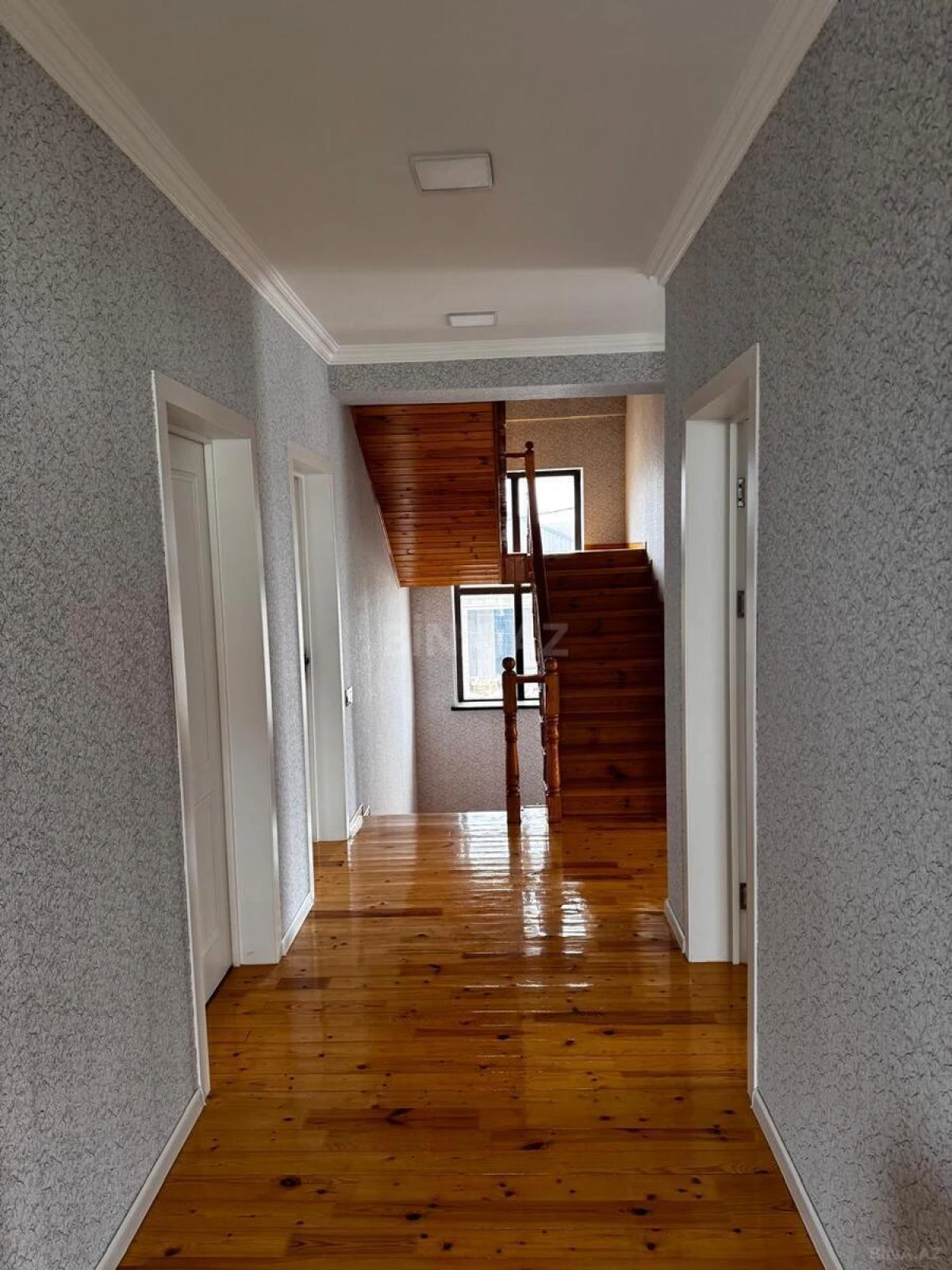 Satılır 7 otaqlı həyət evi 170 m²