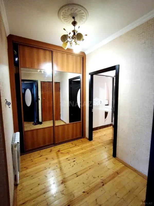 Satılır 2 otaqlı mənzil 60 m²