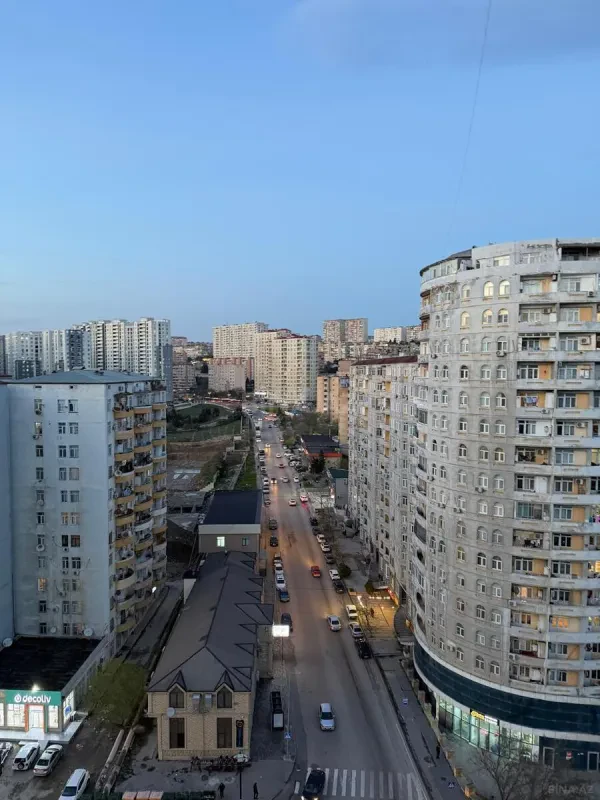 Satılır 2 otaqlı mənzil 65 m²