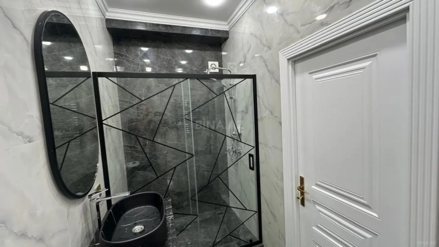 Satılır 2 otaqlı mənzil 66 m²