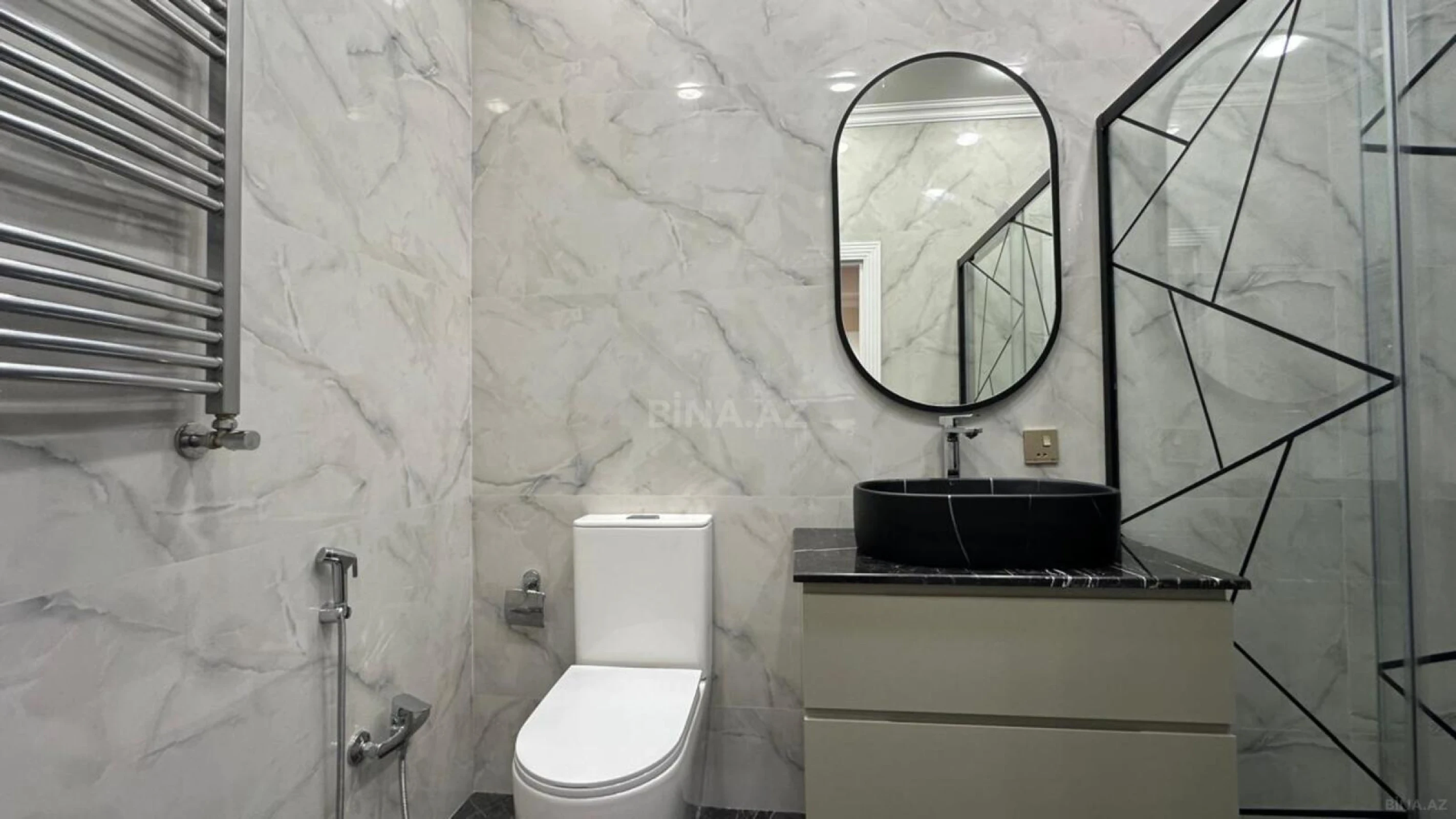 Satılır 2 otaqlı mənzil 66 m²