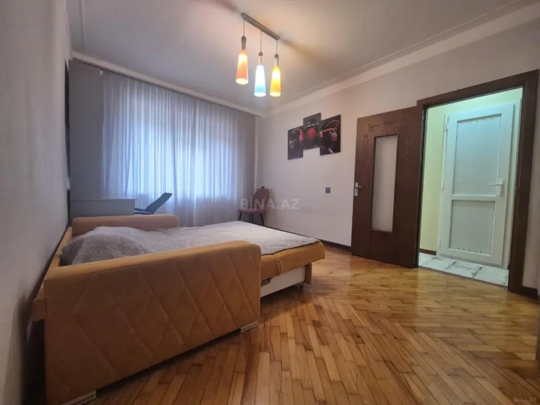 Satılır 3 otaqlı mənzil 72 m²