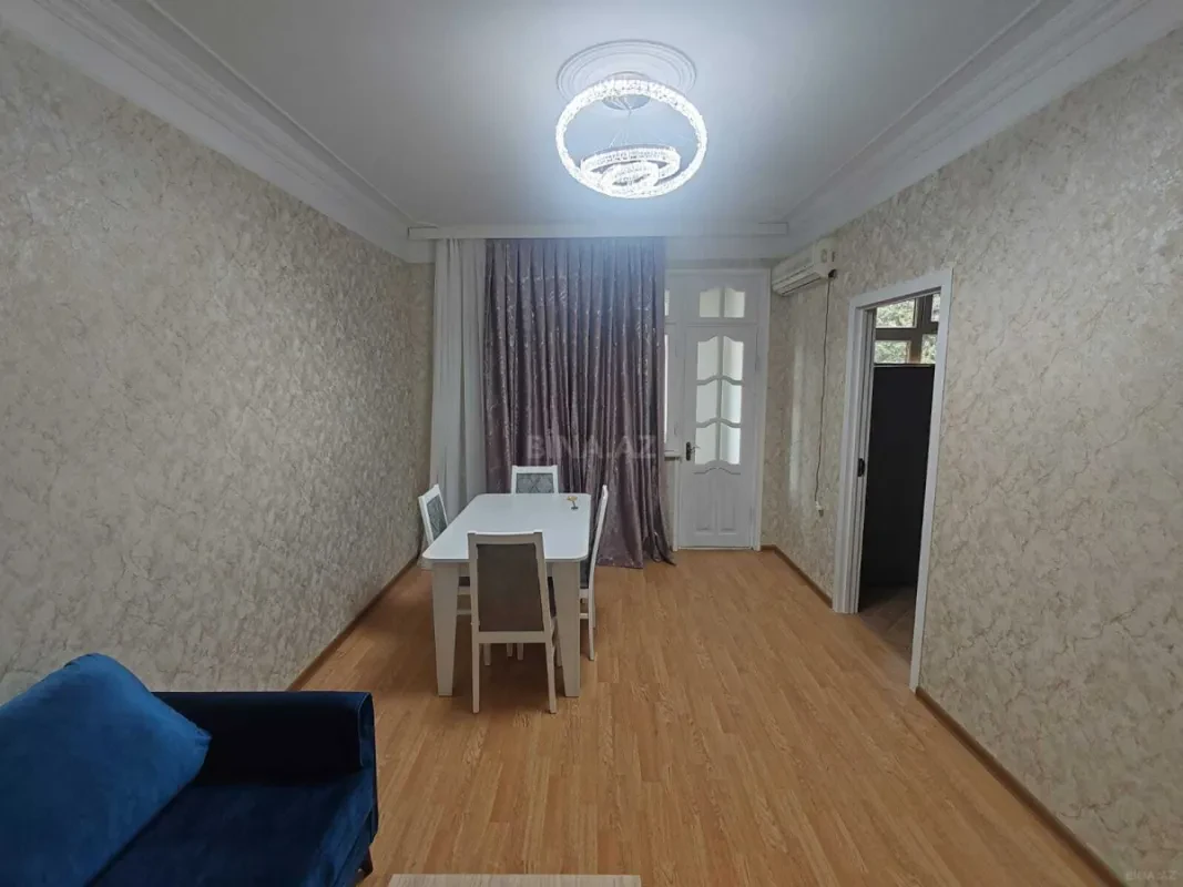 Kirayə verilir 2 otaqlı mənzil 45 m²
