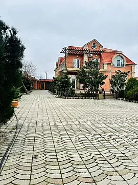 Kirayə verilir 7 otaqlı həyət evi 500 m² — Bakı, Buzovna 7 otaq 500.00 m²