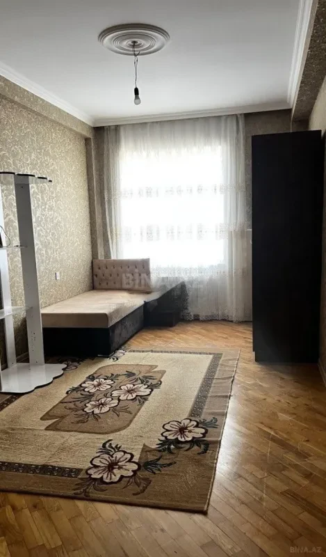 Kirayə verilir 3 otaqlı mənzil 75 m²