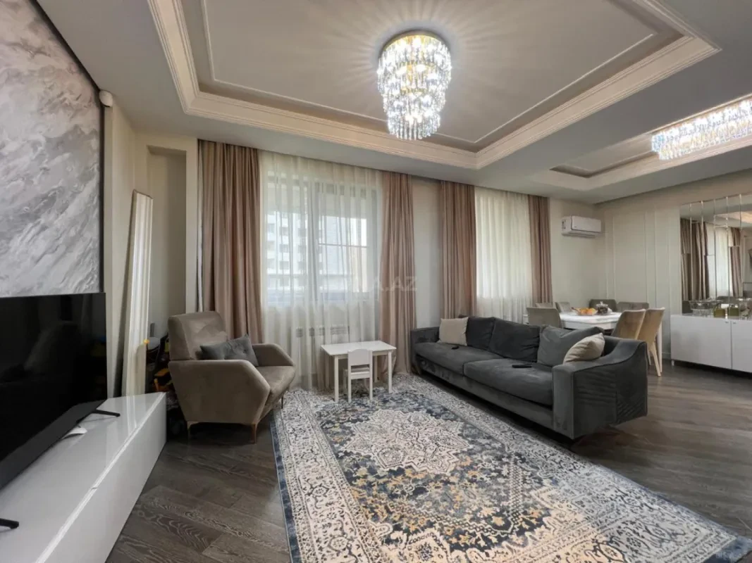 Satılır 3 otaqlı mənzil 88 m²
