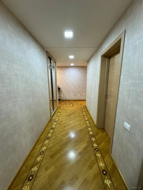 Kirayə verilir 3 otaqlı mənzil 140 m²