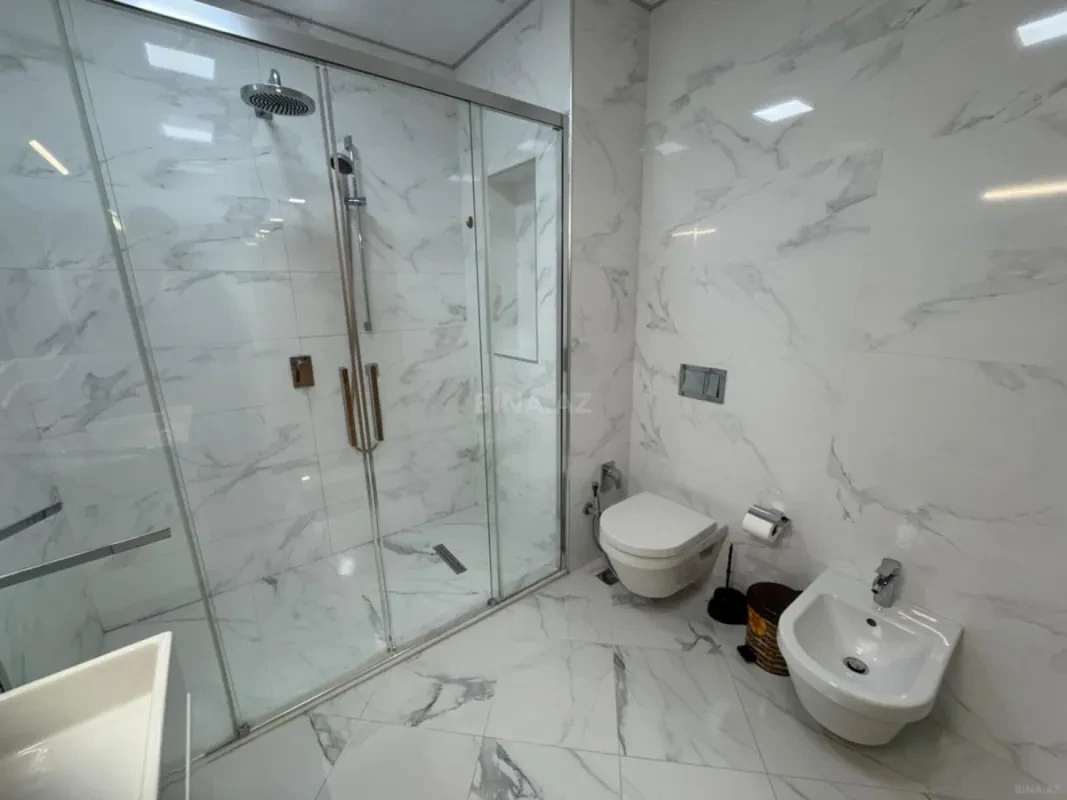 Kirayə verilir 3 otaqlı mənzil 140 m²