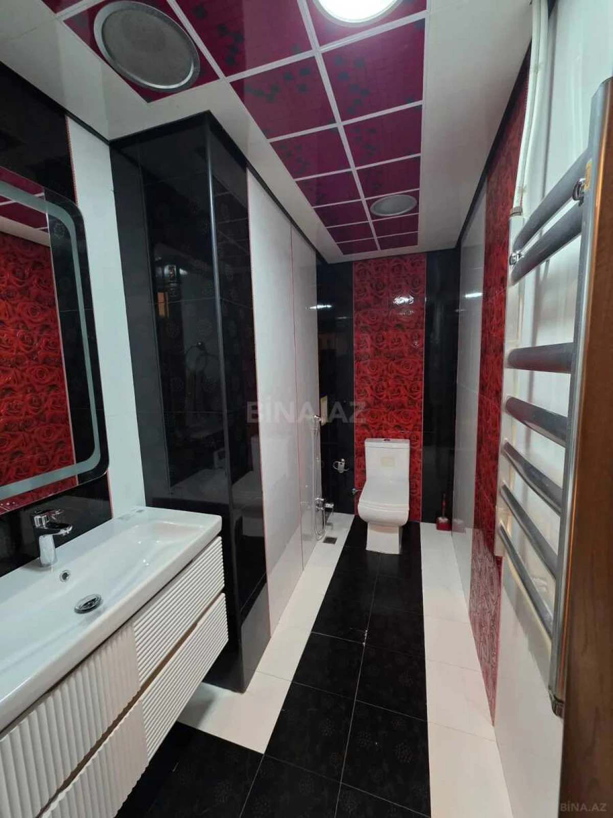 Kirayə verilir 3 otaqlı mənzil 125 m²