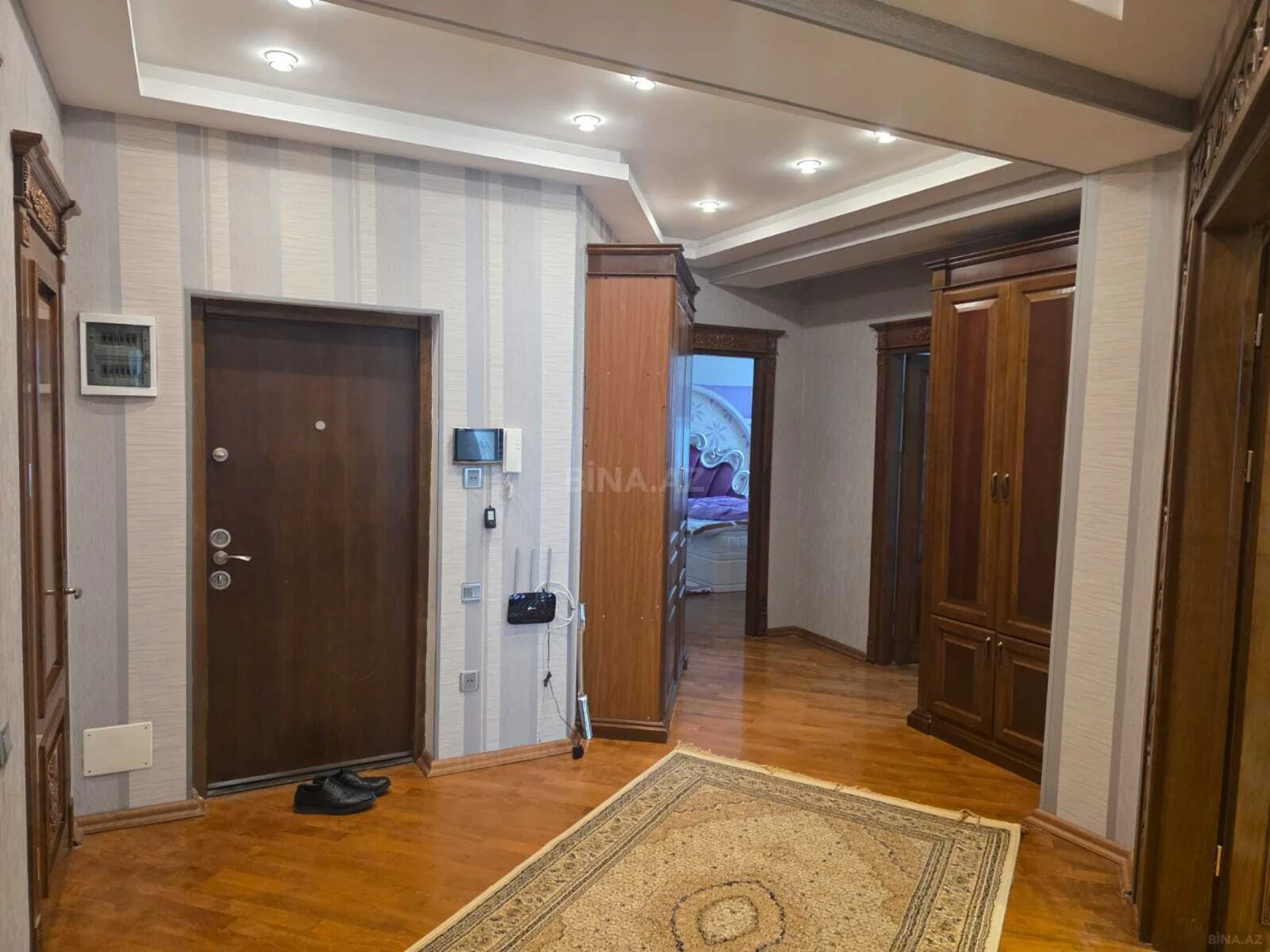 Kirayə verilir 3 otaqlı mənzil 125 m²