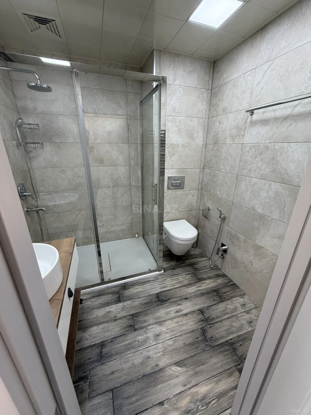 Satılır 2 otaqlı mənzil 65 m²