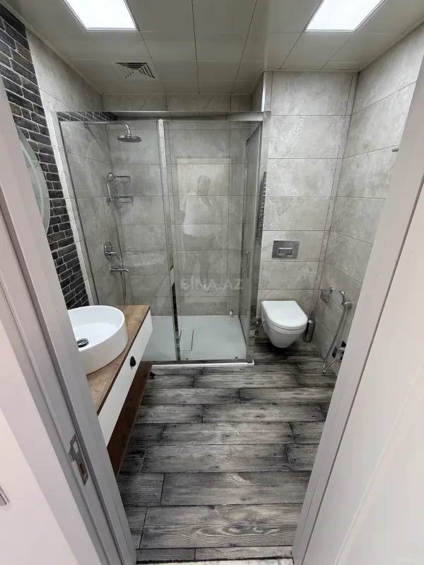 Satılır 2 otaqlı mənzil 65 m²