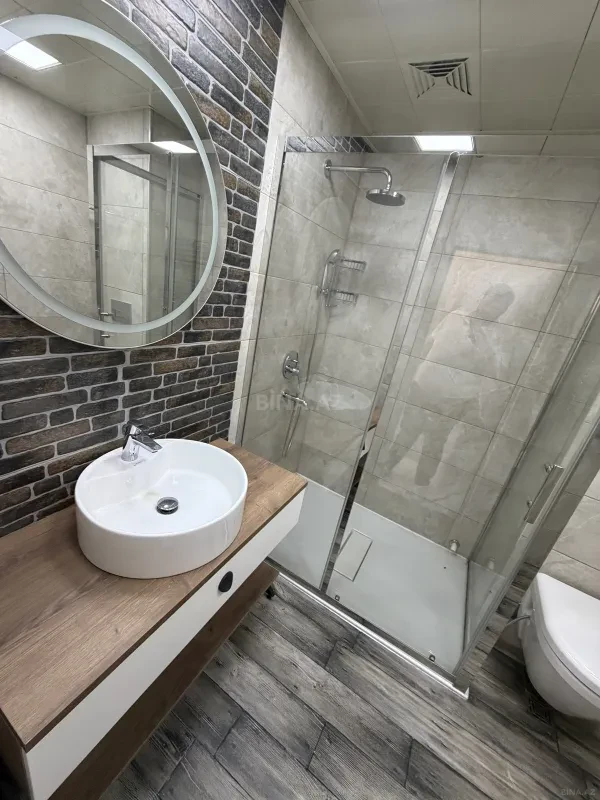 Satılır 2 otaqlı mənzil 65 m²