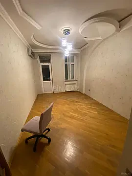Kirayə verilir 3 otaqlı mənzil 120 m²