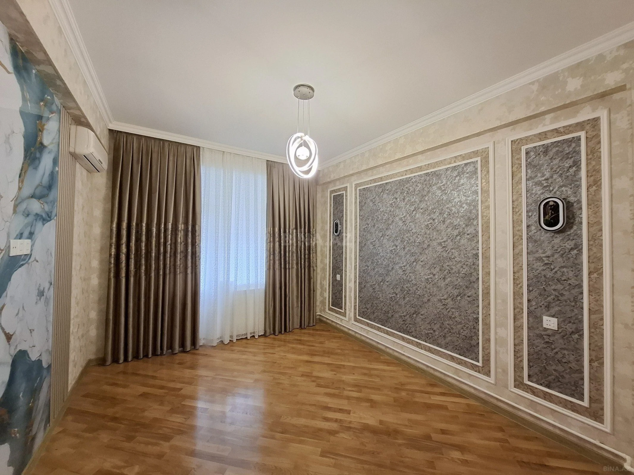 Satılır 2 otaqlı mənzil 56 m²