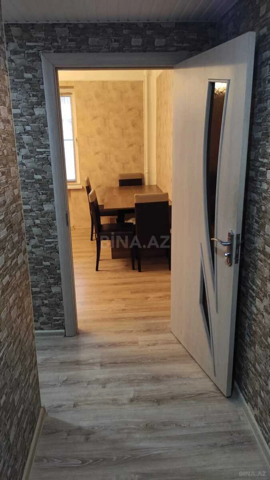 Satılır 1 otaqlı mənzil 38 m²