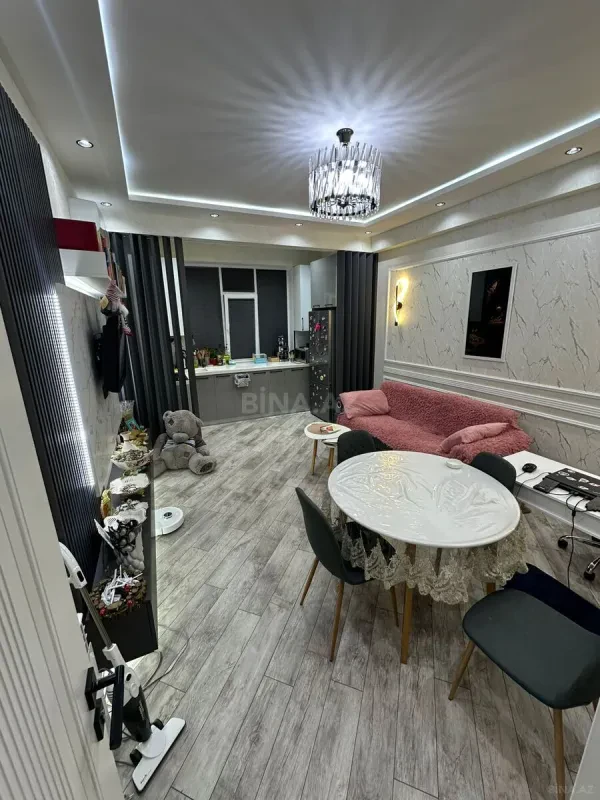 Satılır 2 otaqlı mənzil 52 m²