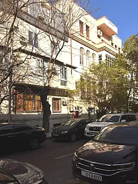 Satılır 5 otaqlı mənzil 210 m² — Bakı, Səbail 5 otaq 210.00 m²
