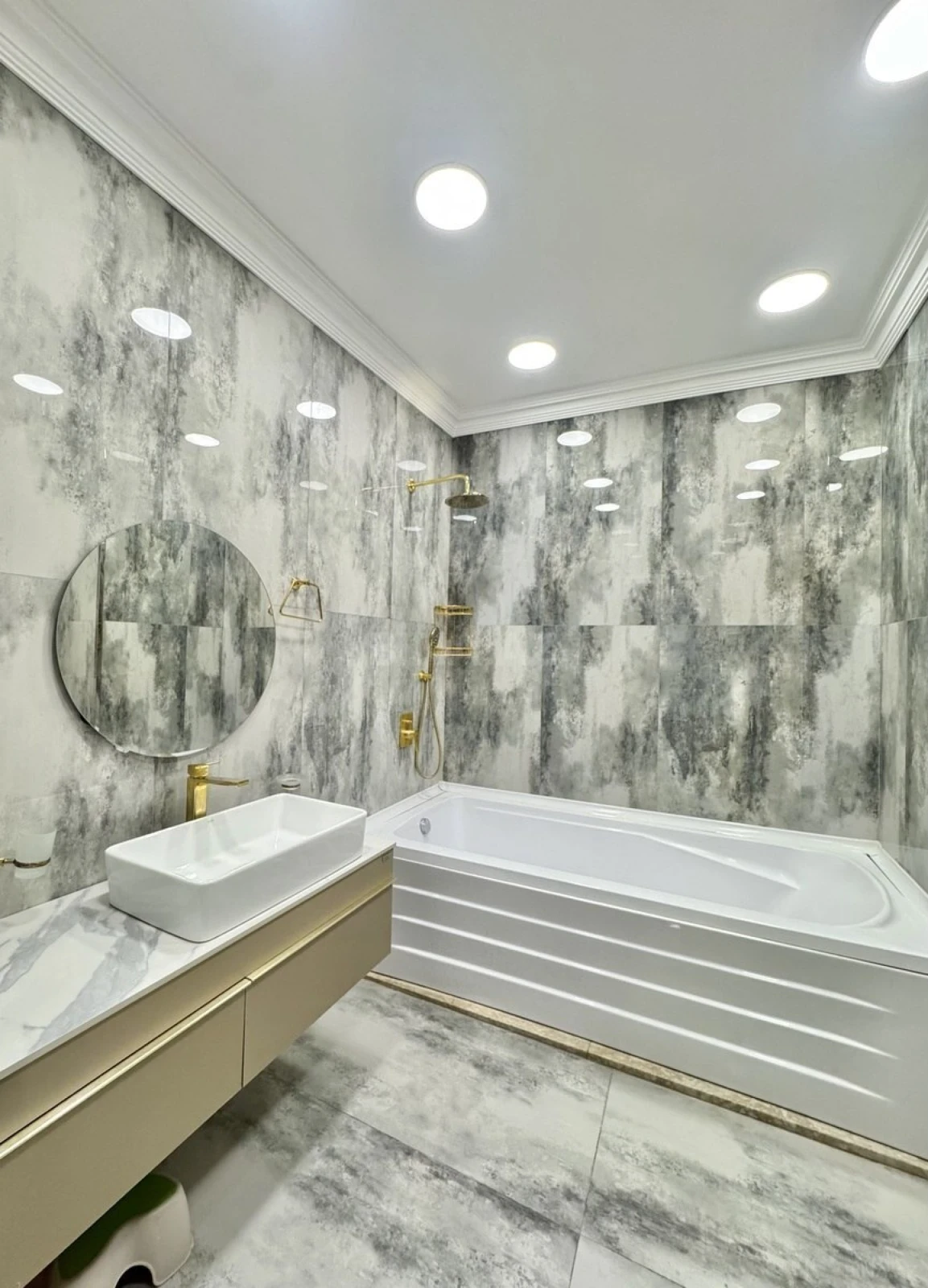 Kirayə verilir 3 otaqlı mənzil 100 m²