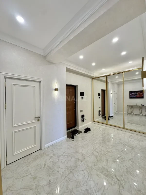 Kirayə verilir 3 otaqlı mənzil 100 m²