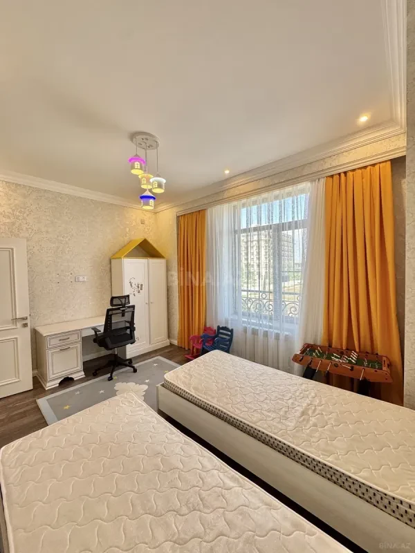 Kirayə verilir 3 otaqlı mənzil 100 m²