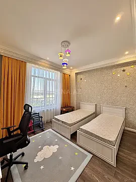 Kirayə verilir 3 otaqlı mənzil 100 m²